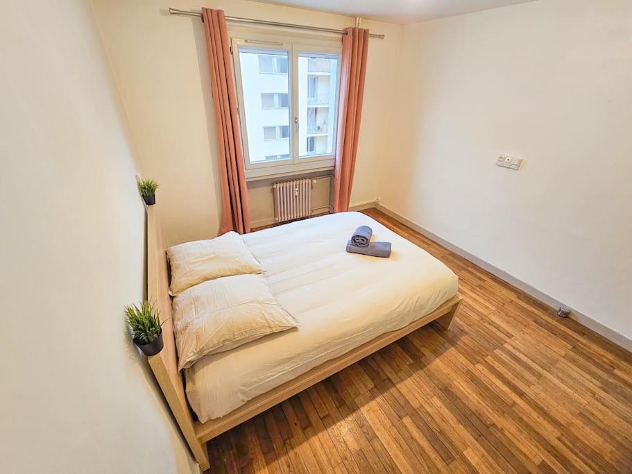 Le Bergson 3 Chambres Stationnement Gratuit Saint-Etienne  Exterior photo
